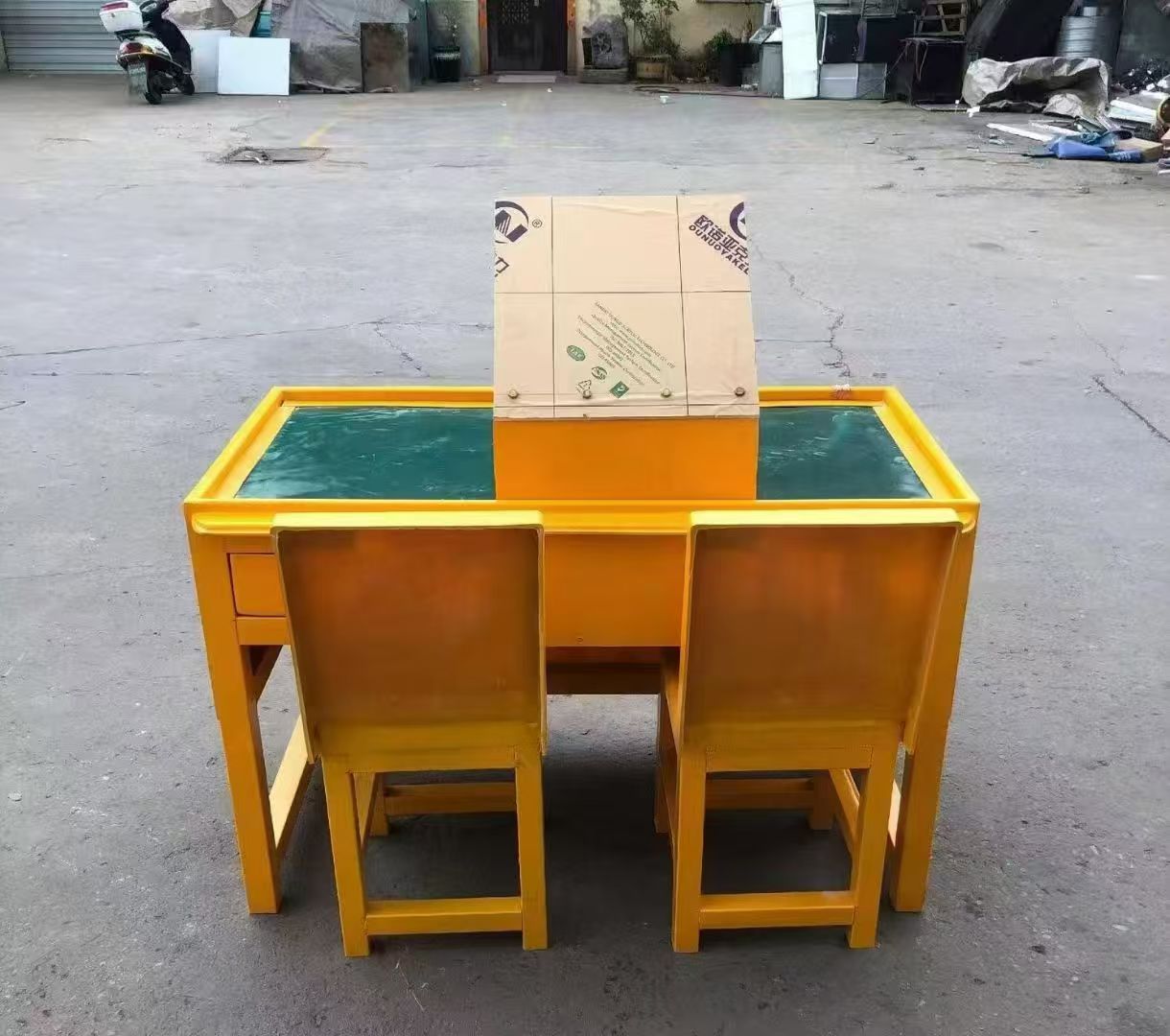 织金防静电导通桌井下煤矿火工品发放桌：危险品流转的安全守护者